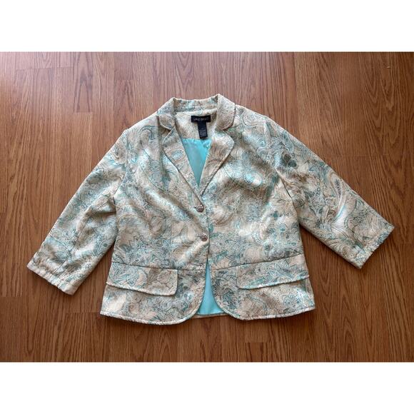 Vintage Paisley Cropped Blazer with Silver Buttons Quiet Luxury - Picture 1 of 5